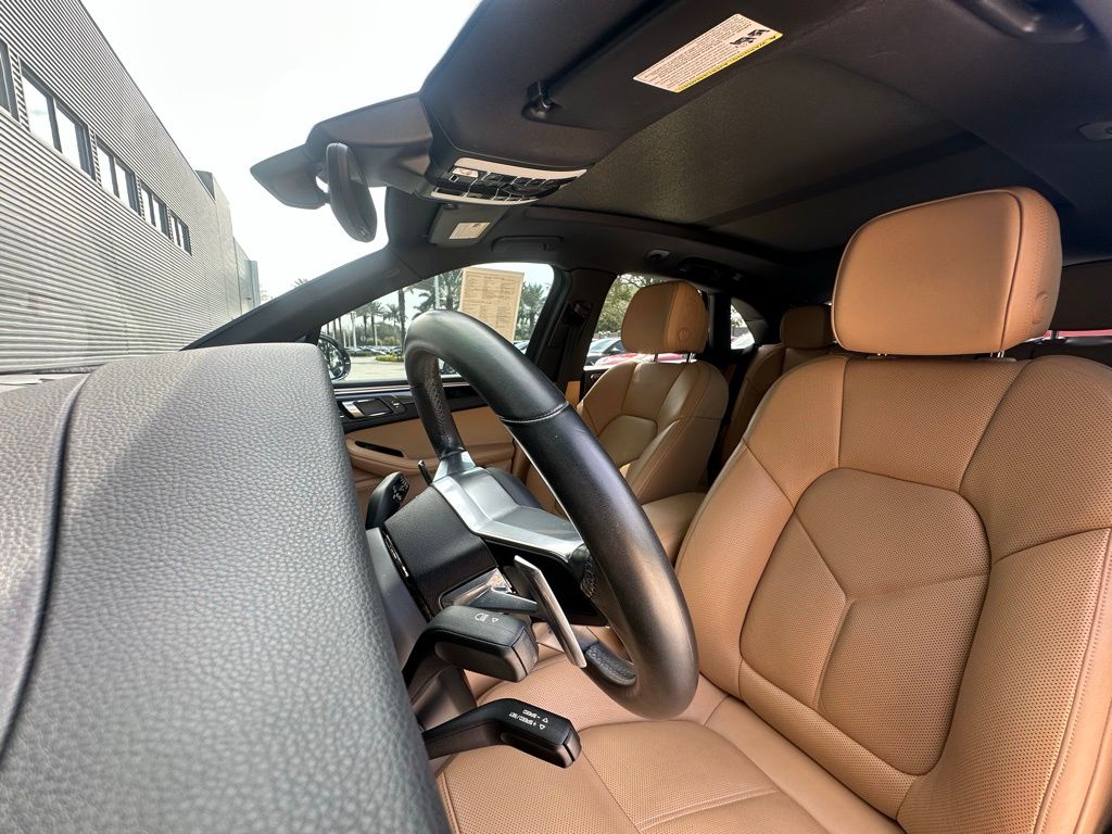 Thumbnail: 2018 Porsche Macan - 5