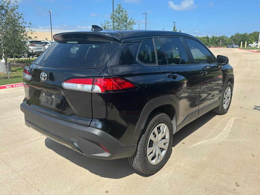 2023 Toyota Corolla Cross L 3