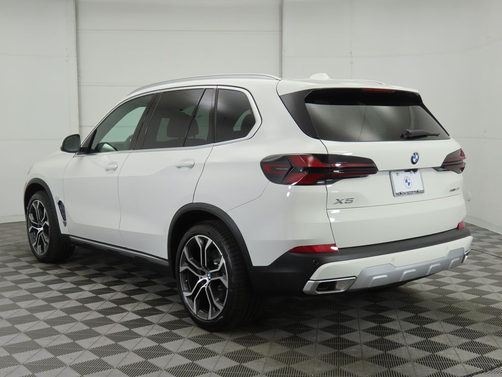 2026 BMW X5 sDrive40i 7