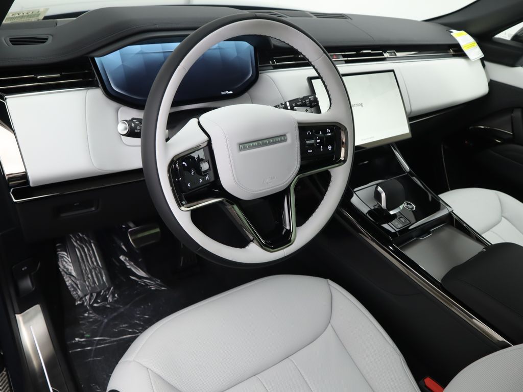 Thumbnail: 2025 Land Rover Range Rover Sport - 9