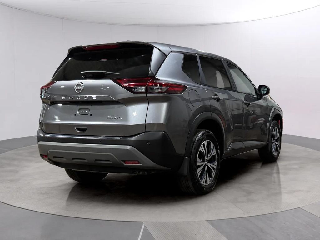 Certified Used 2023 Gun Metallic Nissan SV image 3