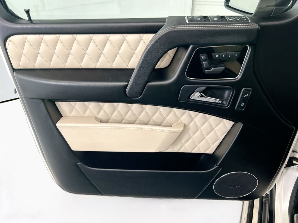 Thumbnail: 2017 Mercedes-Benz G-Class - 23