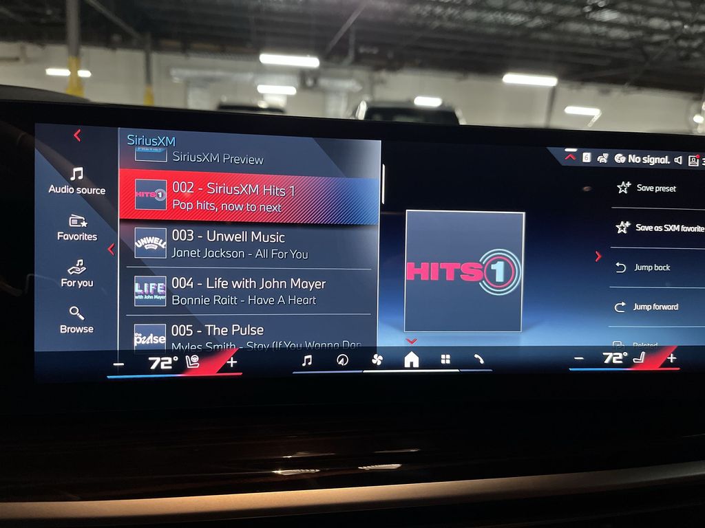 Thumbnail: 2026 BMW X7 - 16