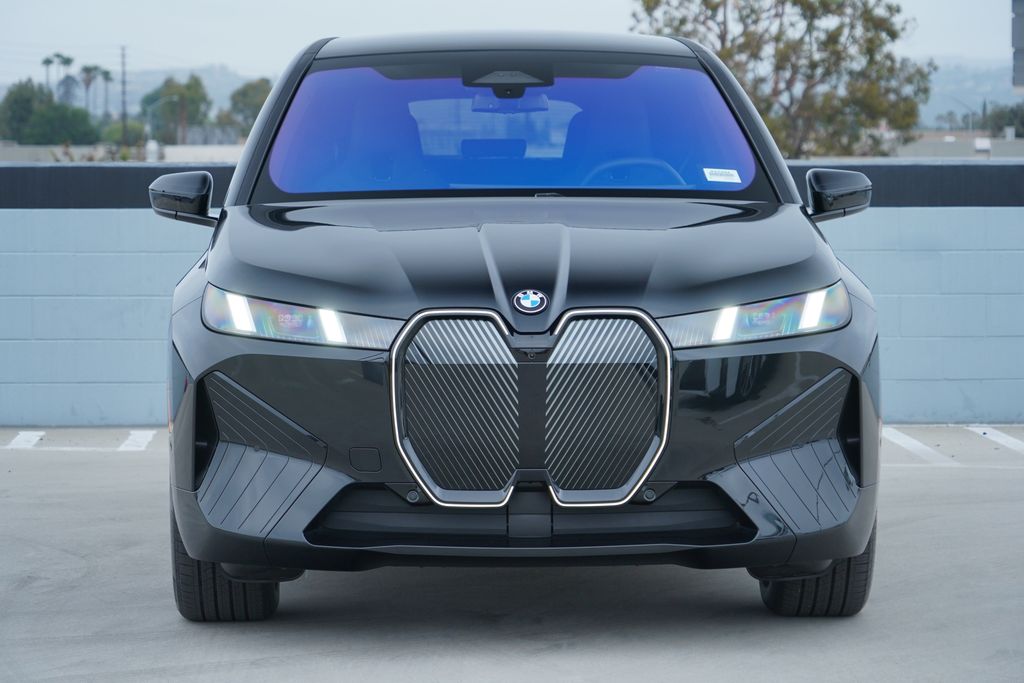 Thumbnail: 2026 BMW iX - 2