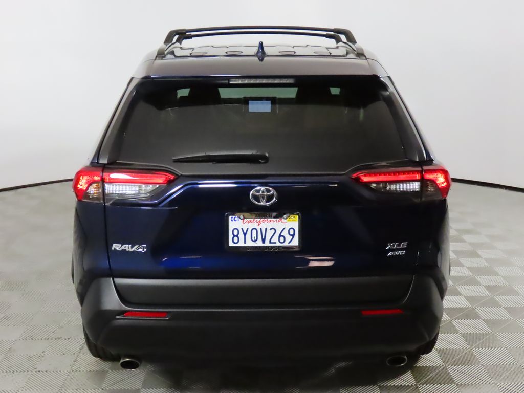 Thumbnail: 2019 Toyota RAV4 - 4