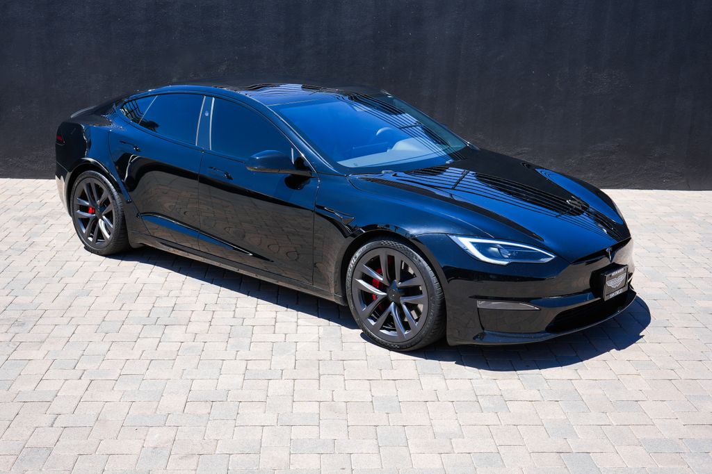 2024 Tesla Model S Plaid's photo
