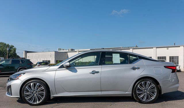 2025 Nissan Altima 2.5 SL Silver at Rafferty Subaru