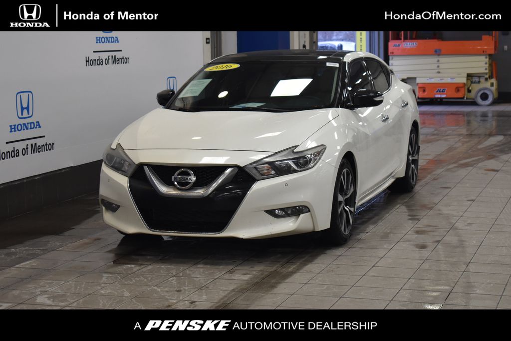 2016 Nissan Maxima 3.5 SL -
                Mentor, OH