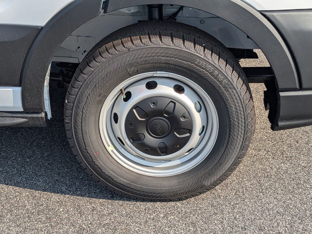 2025 Ford Transit 250