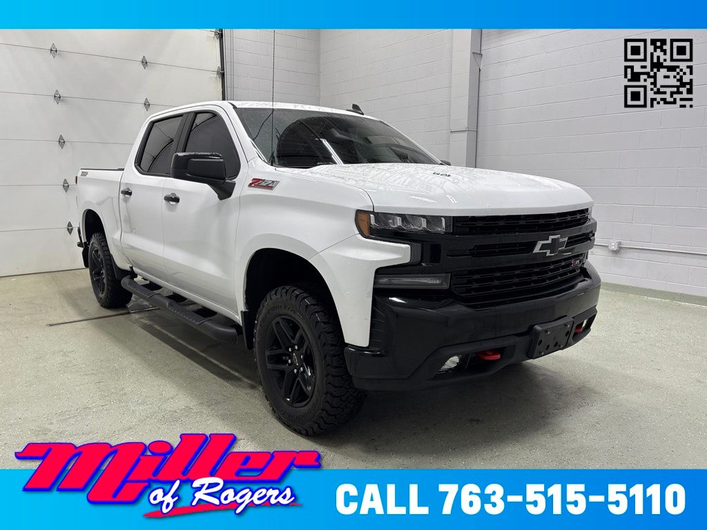 Summit White 2022 Chevrolet Silverado 1500 LT Trail Boss Crew Cab 4WD Pickup Truck Four-Wheel Drive Automatic