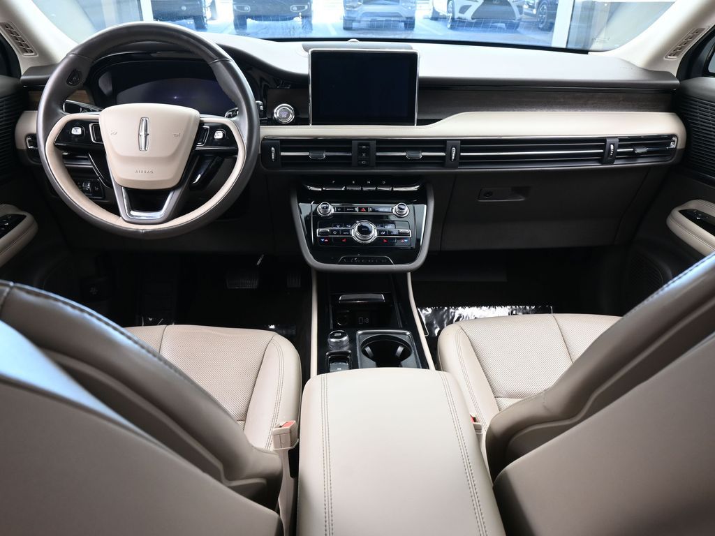 Used 2022 Pristine White Metallic Tri-Coat Lincoln Reserve image 43