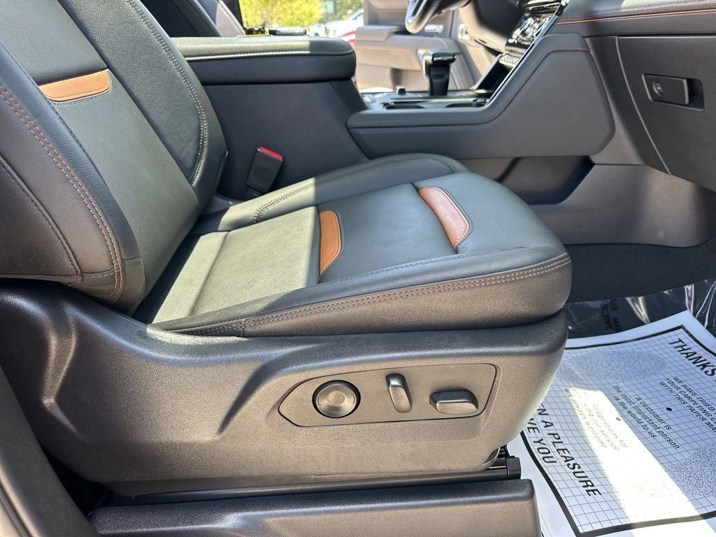 2025 Onyx Black GMC Sierra 1500 AT4 4X4 Truck