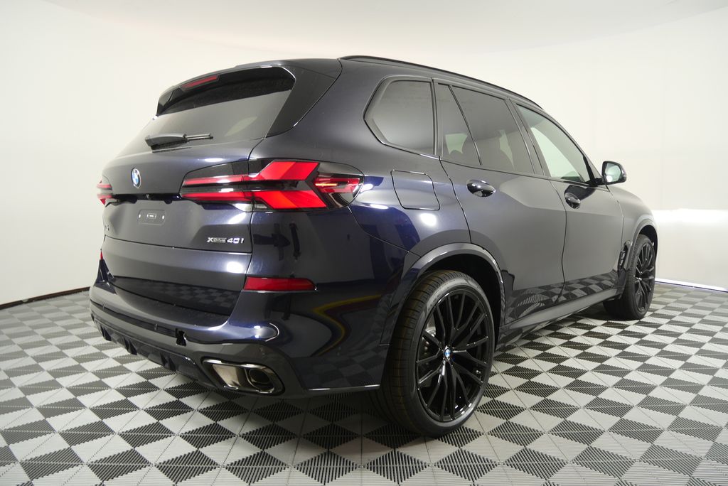 Thumbnail: 2026 BMW X5 - 3