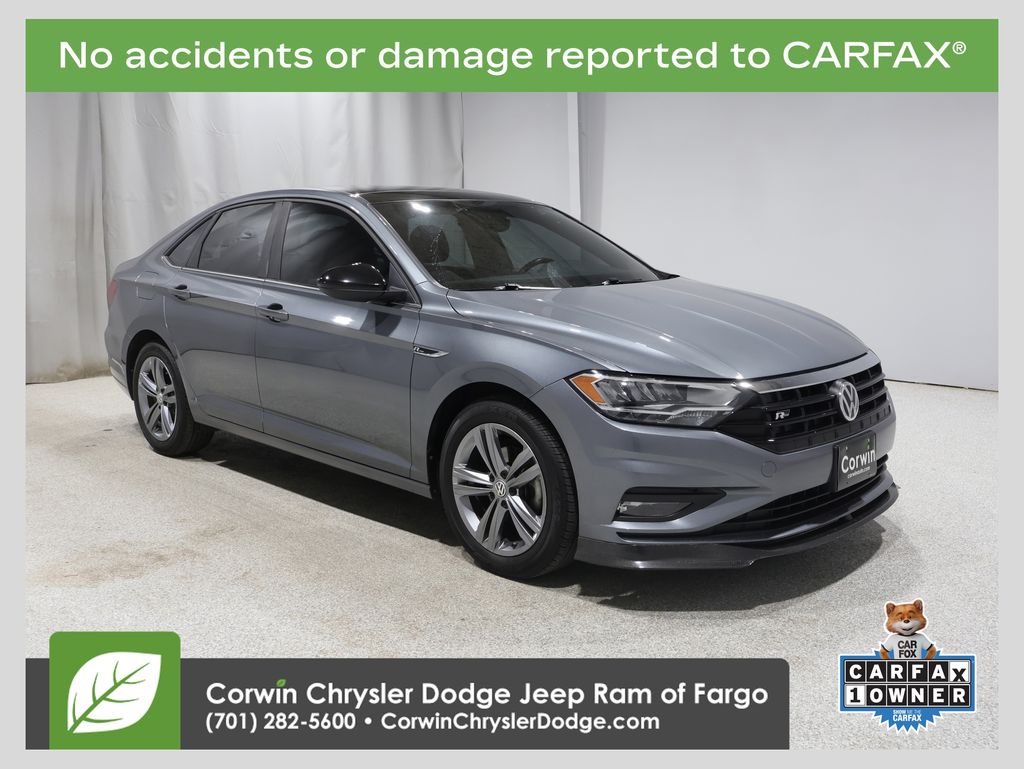 Platinum Gray Metallic 2020 Volkswagen Jetta Sedan Front-Wheel Drive 6-Speed Manual
