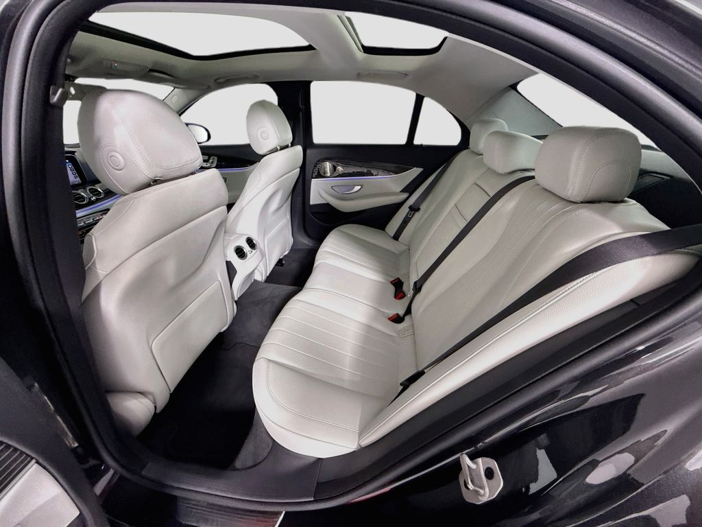 Thumbnail: 2023 Mercedes-Benz E-Class - 22