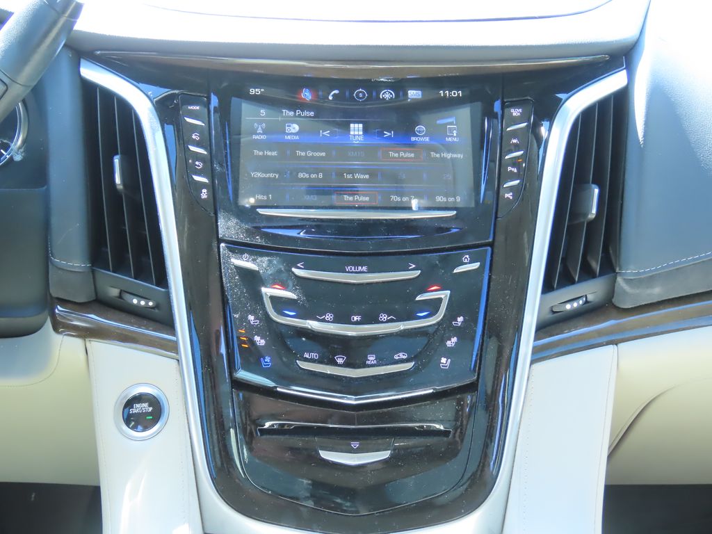 Thumbnail: 2020 Cadillac Escalade - 8