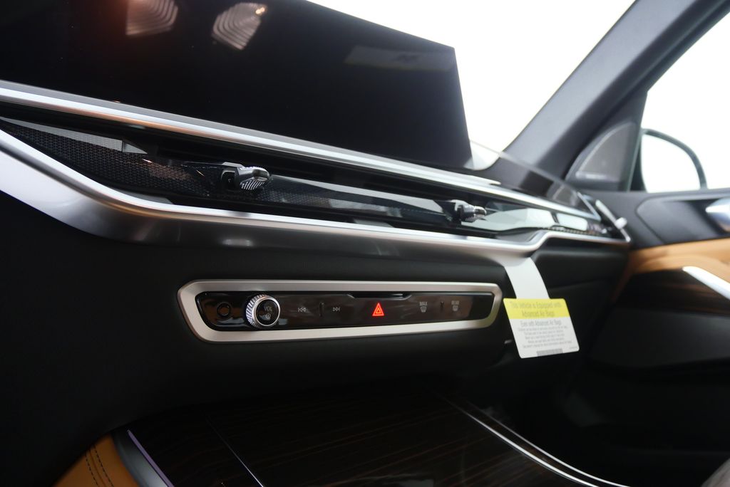 Thumbnail: 2026 BMW X5 - 21