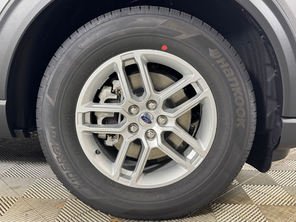 New 2026 Gray Ford Active image 16