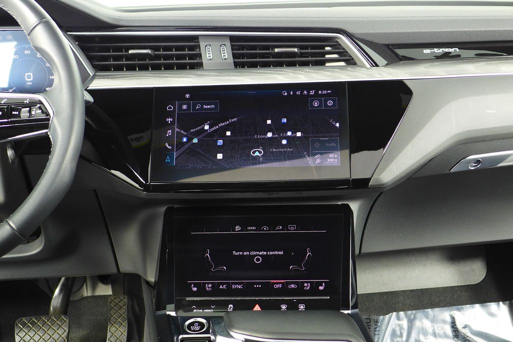 Thumbnail: 2024 Audi Q8 e-tron - 26