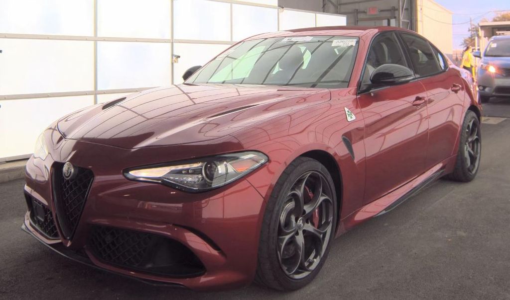 2022 Alfa Romeo Giulia Quadrifoglio RWD