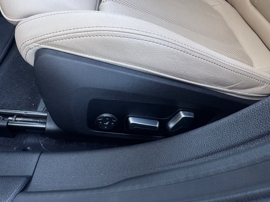 2024 BMW 4 Series M440i xDrive - 11