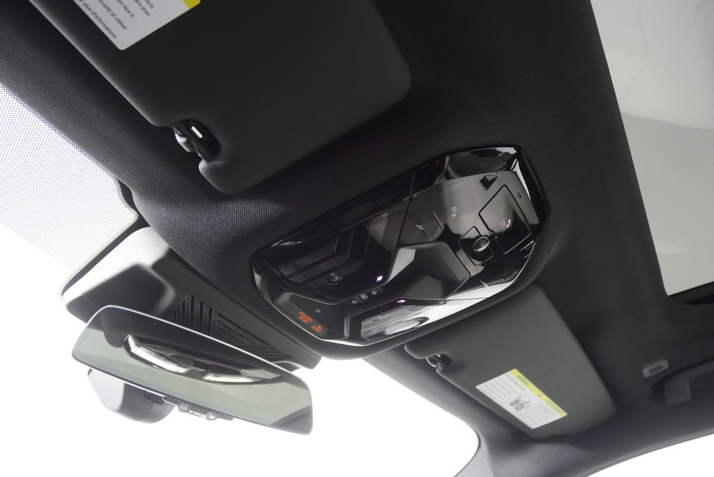 Thumbnail: 2026 BMW 5 Series - 20