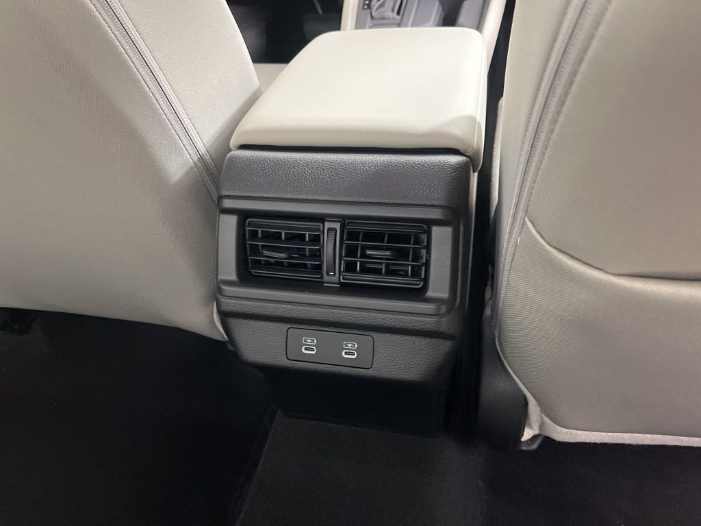 2025 Honda Accord LX 8