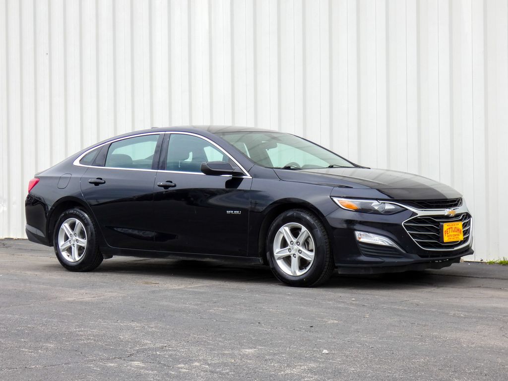 Mosaic Black Metallic 2019 Chevrolet Malibu LS Fleet FWD Sedan Front-Wheel Drive Continuously Variable Transmission