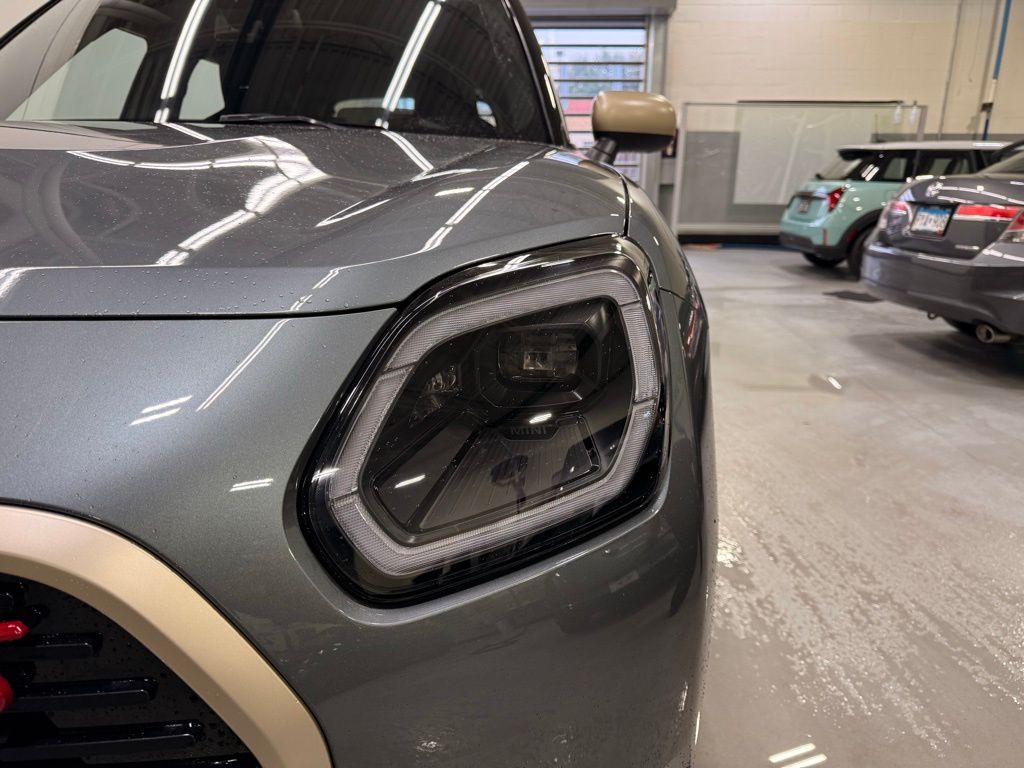 Thumbnail: 2025 MINI Cooper Countryman - 9