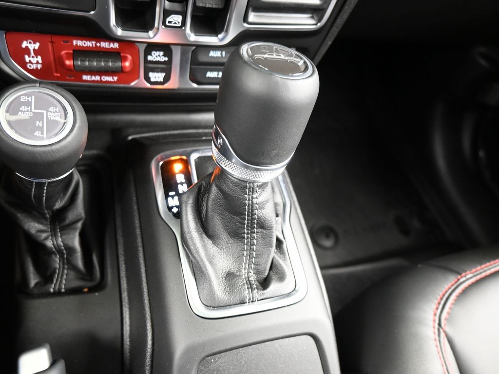 New 2026 Black Clearcoat Jeep Rubicon image 29