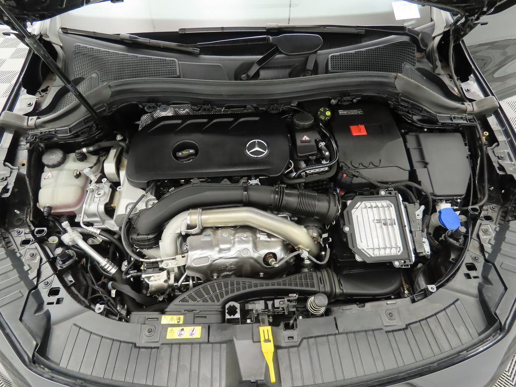 Thumbnail: 2025 Mercedes-Benz GLA - 28