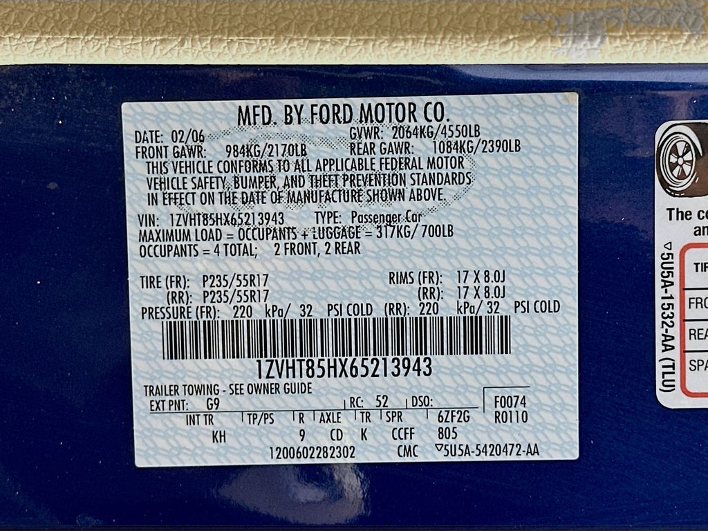 2006 Ford Mustang GT Premium 31