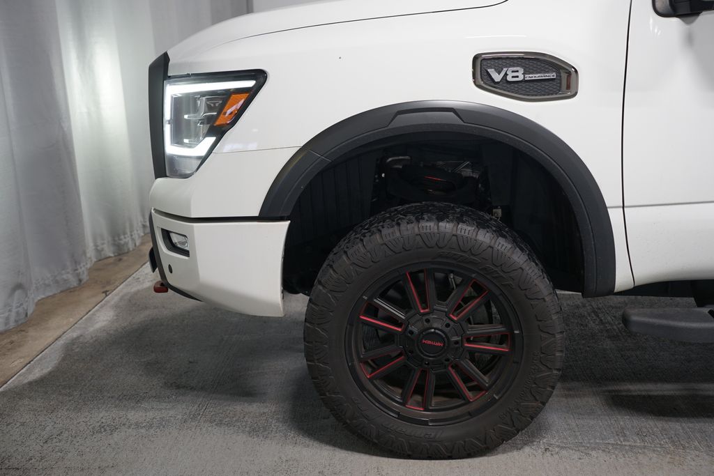 Thumbnail: 2023 Nissan Titan - 5