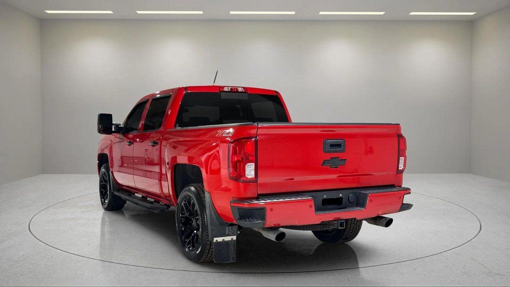Used 2018 Red Hot Chevrolet LTZ image 17