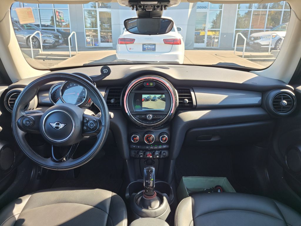2020 MINI Cooper Signature