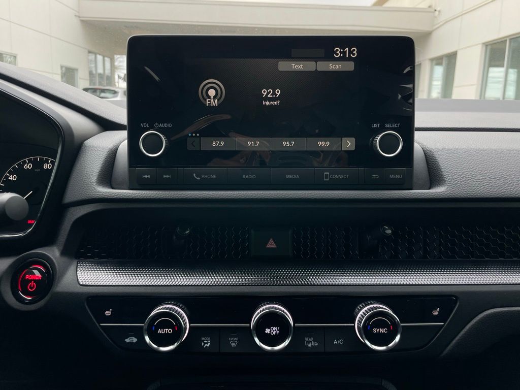 2025 Honda CR-V Sport 18