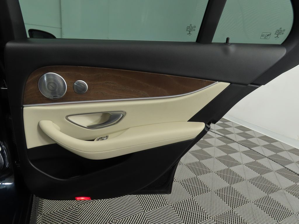 2017 Mercedes-Benz E-Class E 300 30