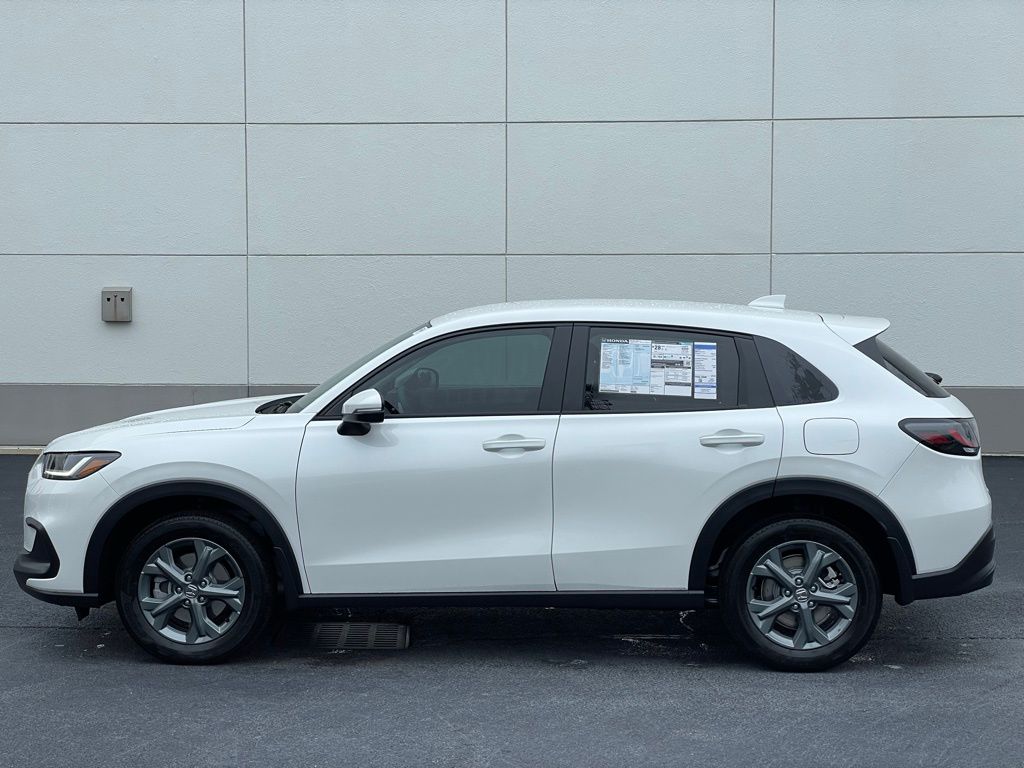 Thumbnail: 2026 Honda HR-V - 2
