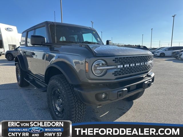 Carbonized Gray Metallic 2025 Ford Bronco SUV / Crossover Four-Wheel Drive Automatic