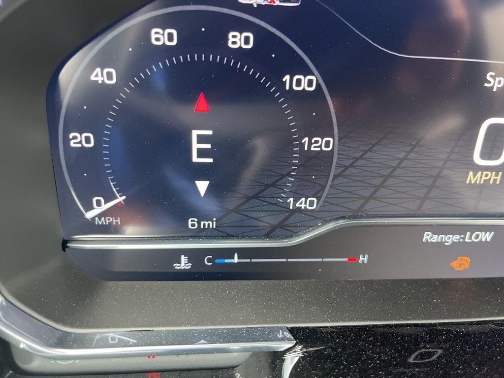 2025 GMC Sierra 1500 Elevation 5