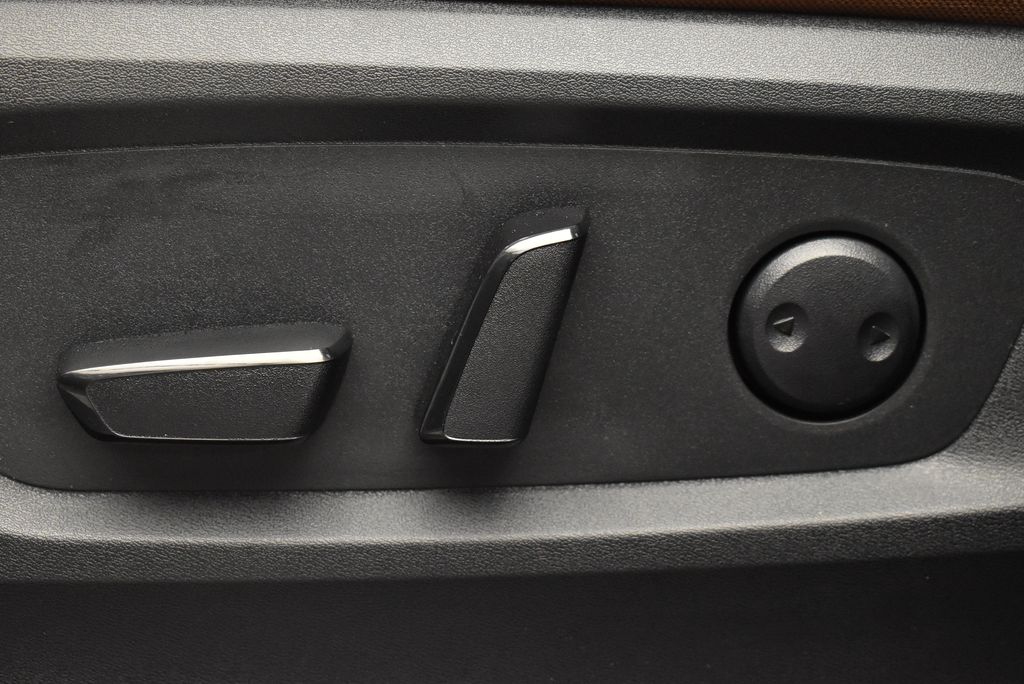 Thumbnail: 2025 Nissan Pathfinder - 17