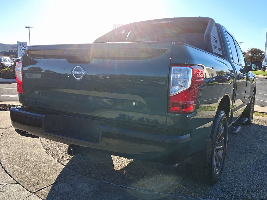Thumbnail: 2024 Nissan Titan - 6