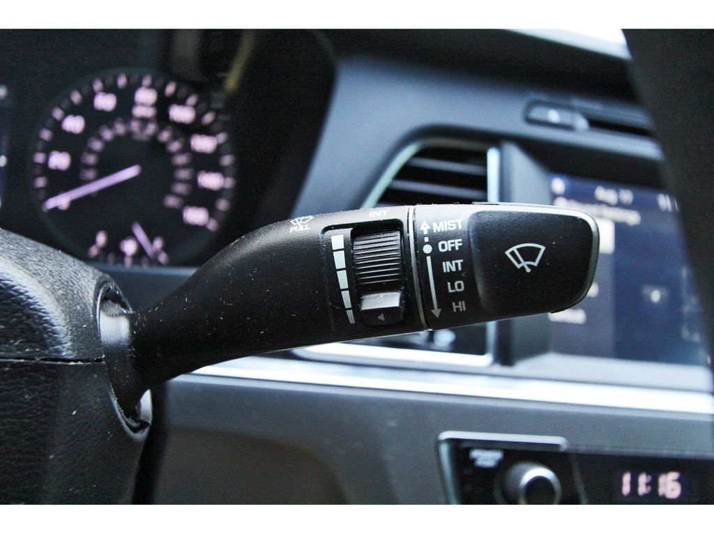 2017 Hyundai Sonata SE White at Autostrade