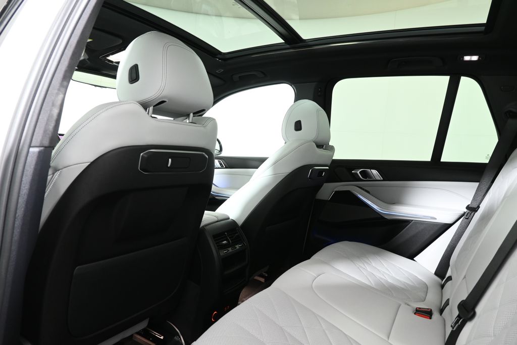 Thumbnail: 2024 BMW X5 - 31