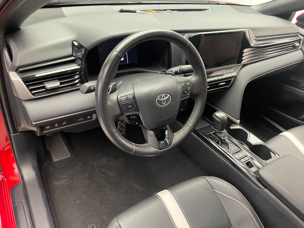 Thumbnail: 2025 Toyota Camry - 10