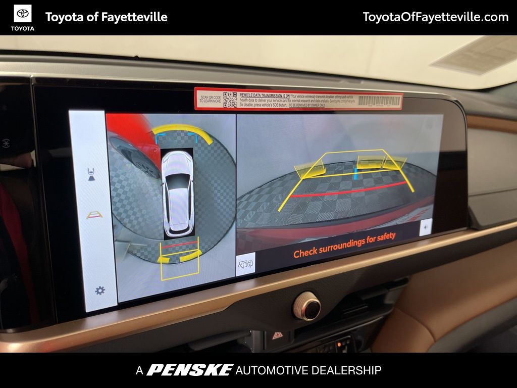 Thumbnail: 2025 Toyota Crown Signia - 32