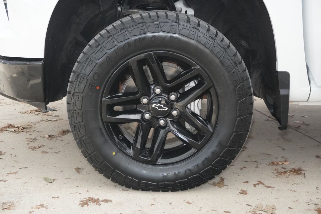 Used Car 2023 Chevrolet Silverado 1500  Lt Trail Boss For Sale Under $50,000 In Weatherford, Texas