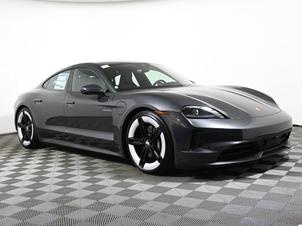 2025 Porsche Taycan  9