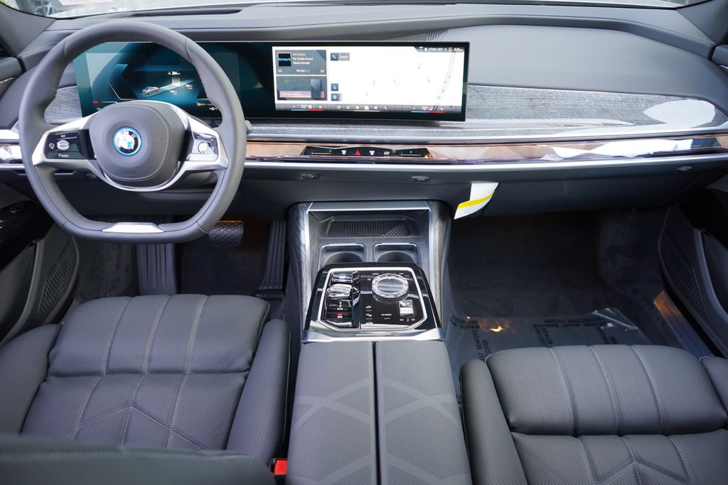 2024 BMW i7 xDrive60 19