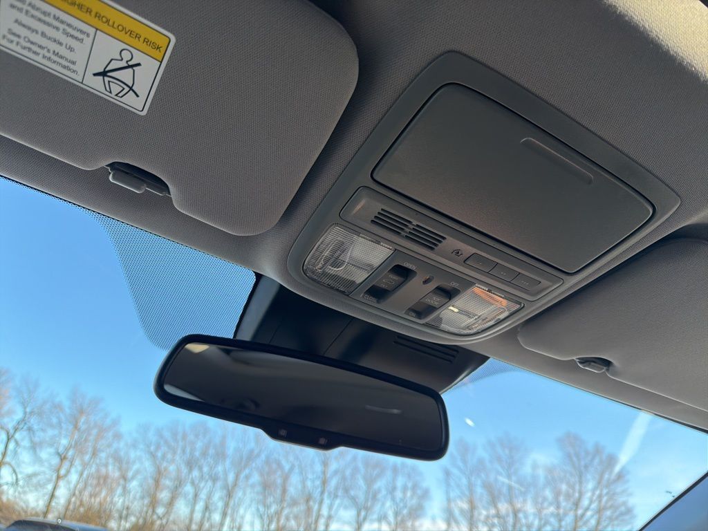 Thumbnail: 2018 Honda CR-V - 14